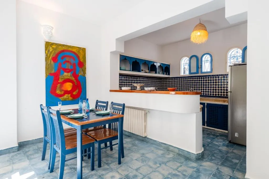 Fully equipped kitchen at Riad Asilah 32